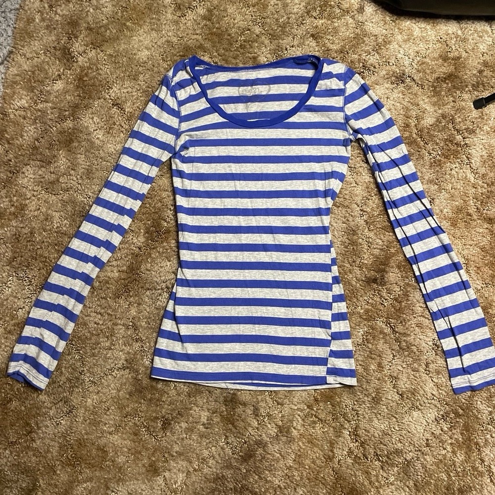 Rue21 Y2K‎ Long Sleeve Scoop Neck Blue Striped Shirt Size Small
